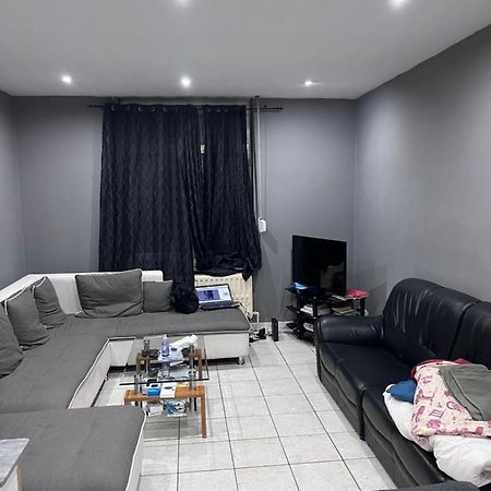 Grande Maison Avec Plusieurs Chambres A Louer リエージュ エクステリア 写真