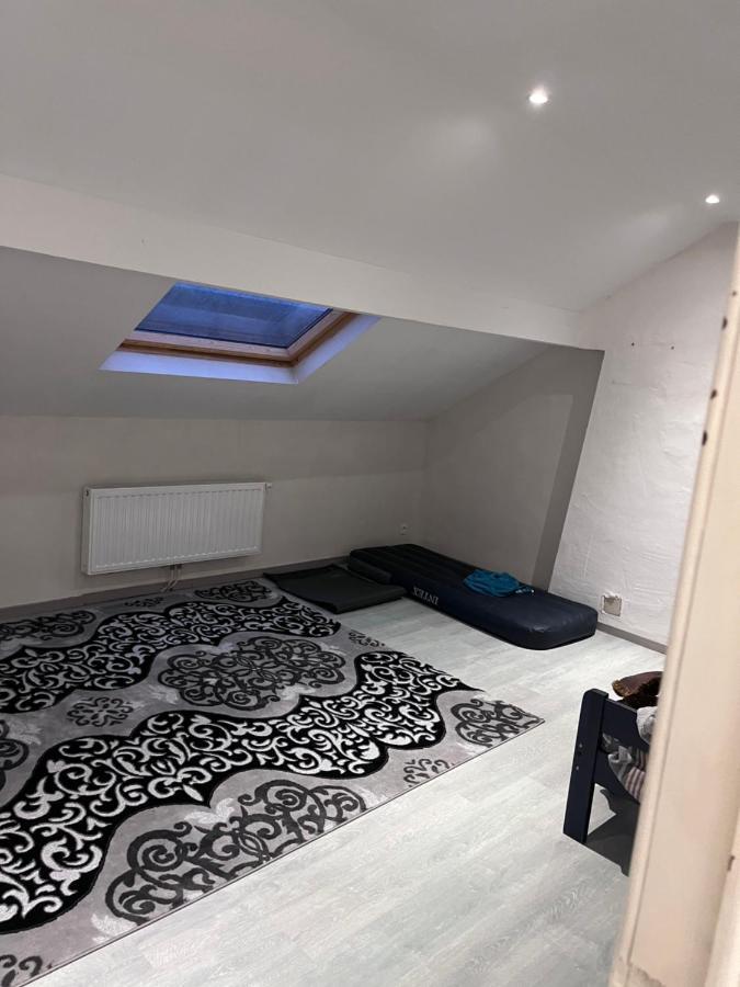 Grande Maison Avec Plusieurs Chambres A Louer リエージュ エクステリア 写真